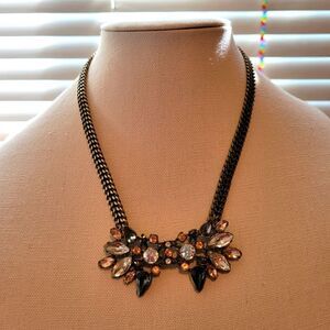 Stunning Sparkly Statement Neclace on Bronze chain.